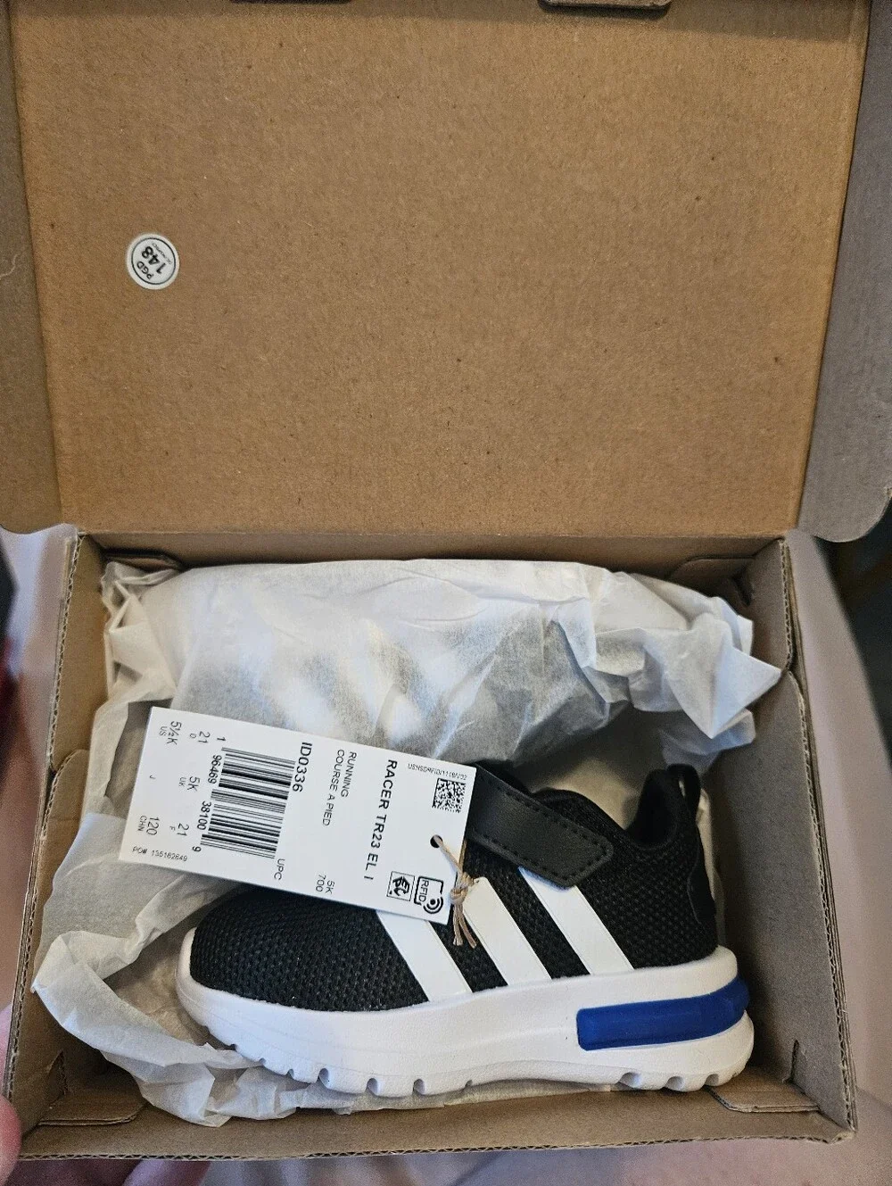 adidas Kids Racer TR23 EL I Black White with Blue Accent Sneakers SIZE 5.5 UK